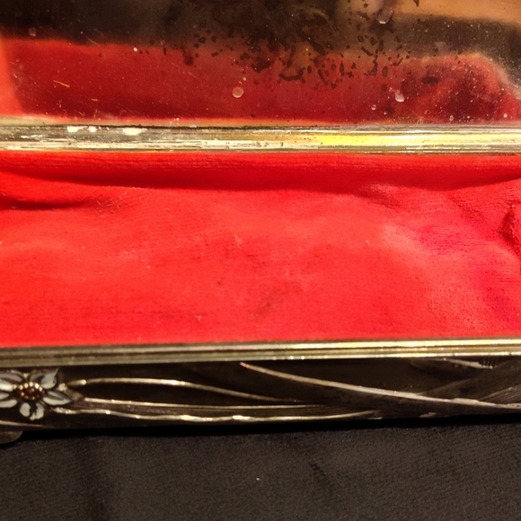 Victorian HEAVY Victor Silver, Silver Plate  High Relief Jewelry Casket c.1880 - Picture 6 of 6